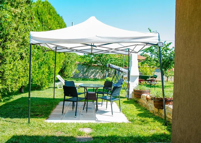 Summer House Christie Krapets (Dobrich)