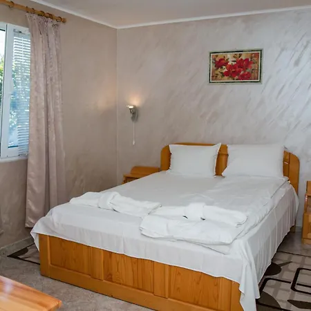 Summer House Christie Guest house *
